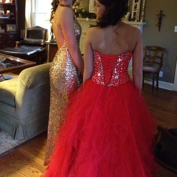 Prom Dress - Picture 3 of 8